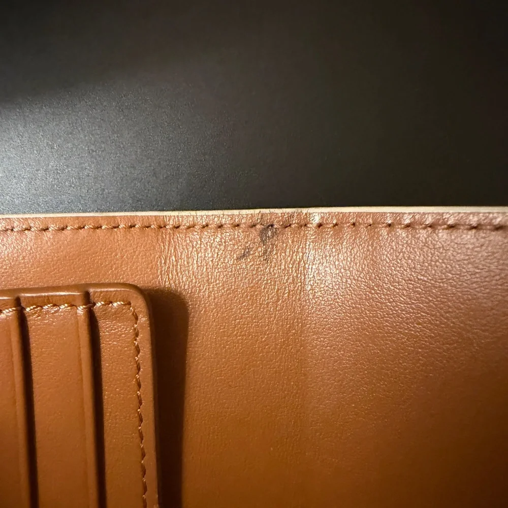 Celine Triomphe Compact Wallet - Picture 12 of 12